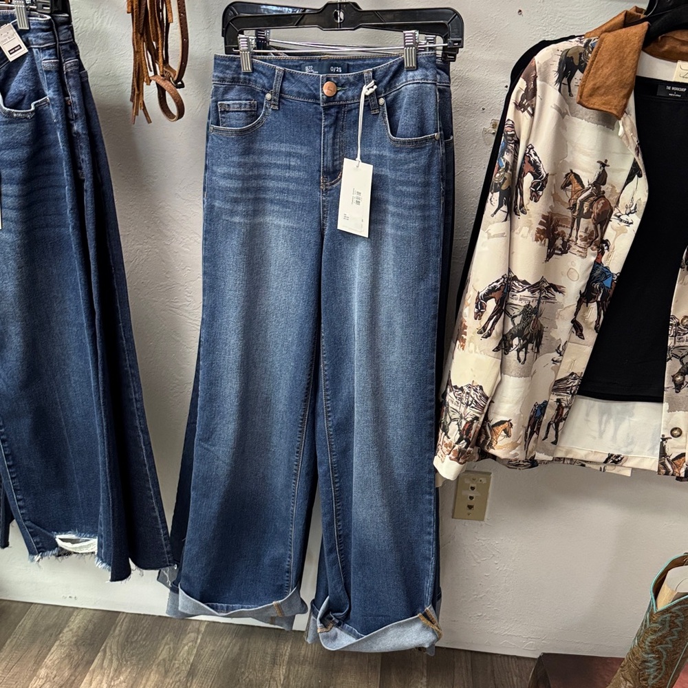 Women's Blue Jeans 1822
